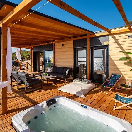Bella Vista Villa Drage Exterior photo
